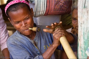 Lawae Women with Pipe, Banging Large Bamboo Pipe