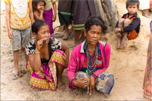 Lawae Women Squatting in the Dust