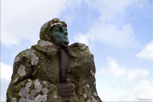 Statue of an aviator: Eugène Renaux, 1911
