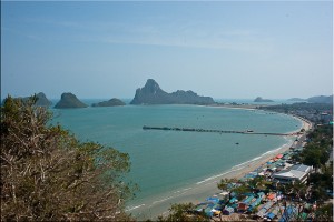 View Over Phrachuap Khiri Khan from Khao Chong Krajok (เขาช่องกระจก)