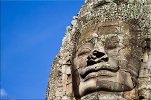 Large stone Bodhisattva statue, Bayon