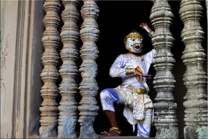 Apsara dressed as Hanuman in balusters of Angkor Wat