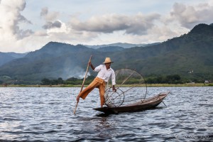 Intha Leg Rowing Fisherman, Inle Lake, Myanmar