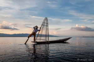 Intha Leg Rowing Fisherman, Inle Lake, Myanmar