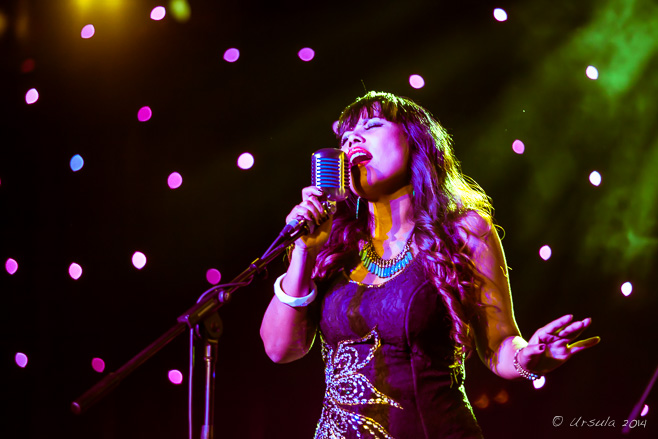 Srey Channthy singing, Bluesfest 2014, Byron Bay