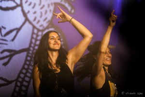 Sara Agah on stage, Bluesfest 2014, Byron Bay