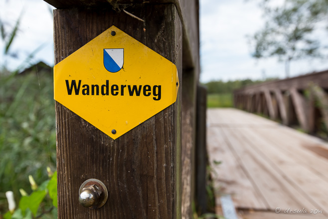 Yellow diamond-shaped Wanderweg sign, Lake Pfäffikon, Switzerland