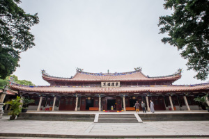 Hall of Mahavira Kaiyuan Temple, Quanzhou China