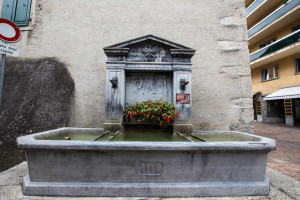 Fontaine du Carroz, fountain 23, Aigle, Switzerland