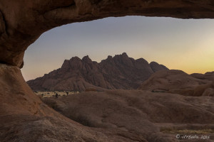 Pontoks from the Bridge iPhone