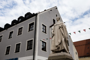 A statue of Ludwig I Lugwigsplatz