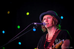 Julz Parker of Hussy Hicks, Byron Bay Bluesfest 2016