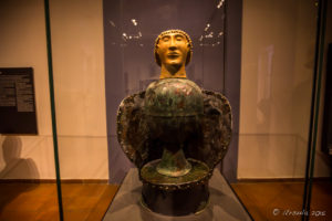 Canopus head in terracotta on a winged bronze urn, Il Museo Archeologico Nazionale di Chiusi, Italy