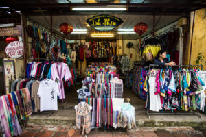 Shop Linh Pham Shop, Nguyễn Thị Minh Khai, Hoi An Vietnam