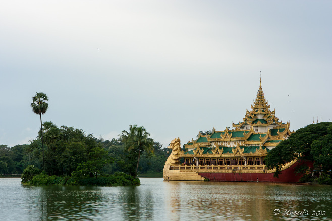 Karaweik Hall or Palace, on Kandawgyi Lake, Yangon Myanmar