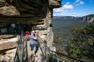 People on Honeymoon Bridge, Three Sisters, Katoomba Australia