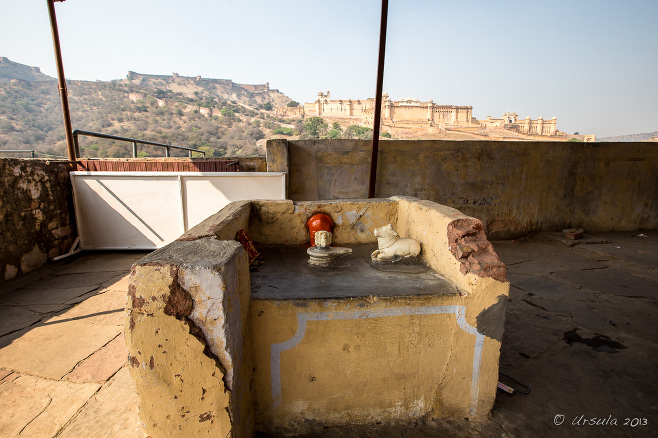 Hindu shrine opposite Amer Fort, Jaipur India