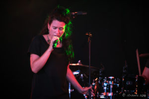 Caiti Baker on stage, Bluesfest Byron Bay AU