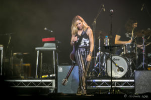 Sheryl Crow on stage at Bluesfest Byron Bay AU