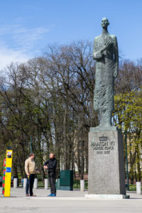 Sculpture of King Haakon VII, Oslo Norway