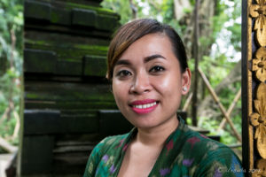 Smiling Balines woman, Sacred Monkey Forest Sanctuary, Ubud