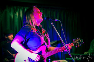 Fiona Boyes, the Schuss Bar, Thredbo Blues, Australia