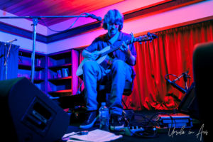 Ivor SK on stage, Lounge Bar, Thredbo Alpine Hotel Australia