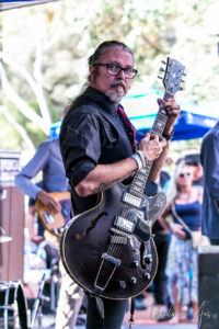 Peter Robinson, Poolside, Thredbo Blues Festival, Australia