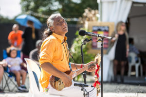 Tenzin Choegyal singing, Boomerang Byron Bay 2019