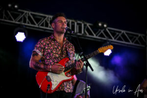 Benny Walker on stage Boomerang Byron Bay 2019