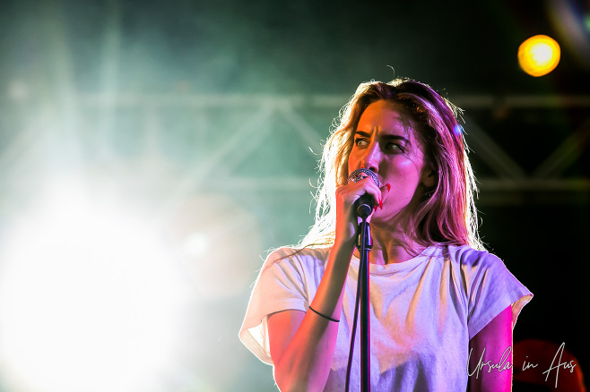Stage portrait:Miss Velvet and the Blue Wolf, Bluesfest Byron Bay