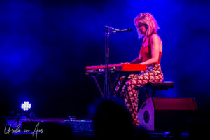 Ward Thomas on stage at Bluesfest Byron Bay