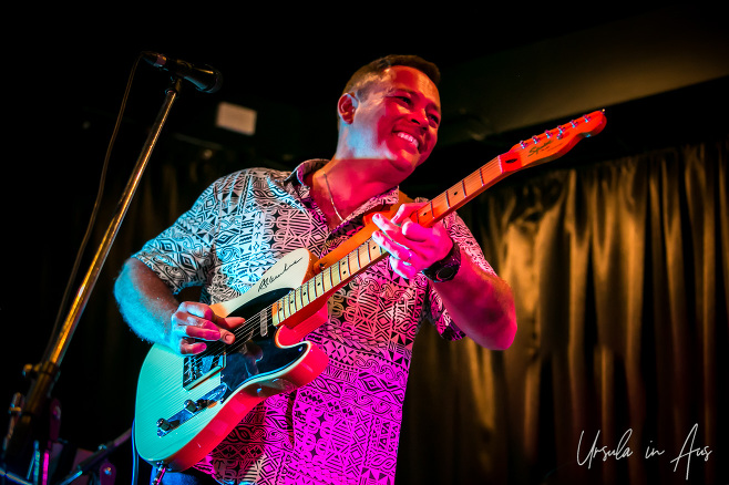 Ray Beadle on guitar in the Kosciusko Room, Thredbo Australia