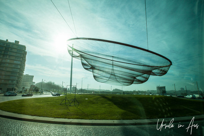 "She Changes" sculpture, Porto Portugal