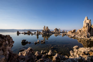 Tufa on the lake, Mono Lake Tufa State Natural Reserve, California USA