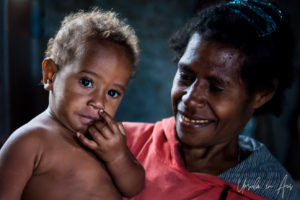 Portrait: Highland woman and her baby, Mt Hagen PNG