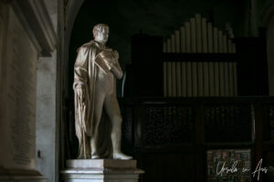 Statue of Adjutant General Conway, St Mary's Church, Chennai