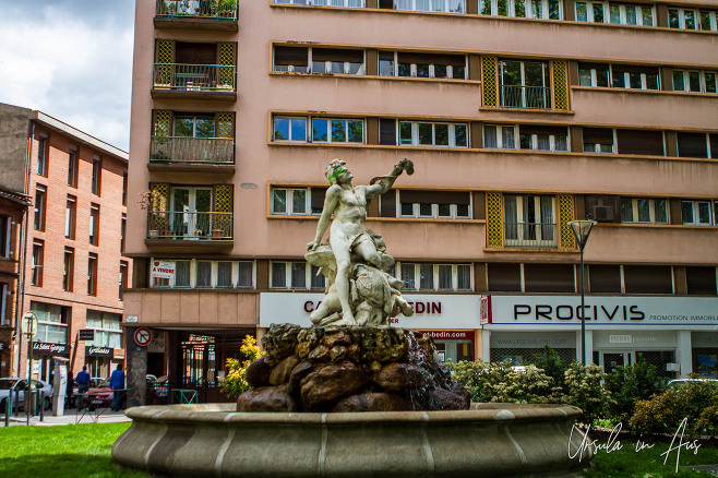 Fountain in the centre of Place Roland, Toulouse France