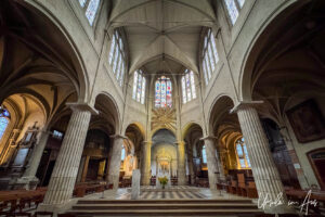 Looking toward the altar Église Saint-Médard, Paris France