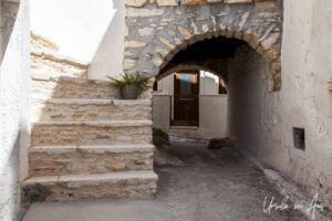 Arch between houses, Apeiranthos, Naxos, Greece