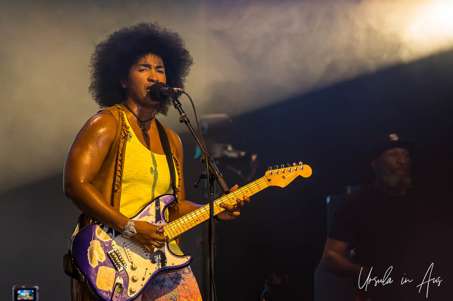 Melody Angel in Mojo tent, Byron Bay Bluesfest, Australia 