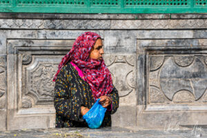 Portrait: Woman in a headscarf, Shah-e-Hamadan Mosque, Srinagar, Jammu and Kashmir, India.