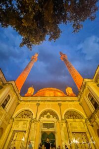 Nighttime view of Ortaköy Mosque, Istanbul Türkiye